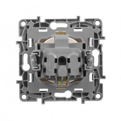 Розетка Legrand 672322